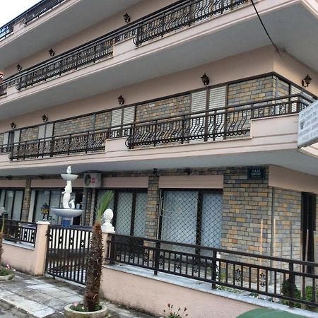 Kristi'S Apartments Holiday Olympiakí Aktí Exterior foto